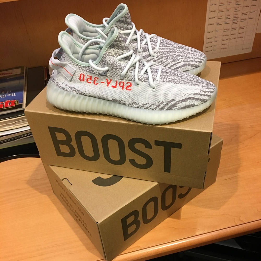 SOLD—————————Adidas yeezy boost 350 v2 "blue tint"